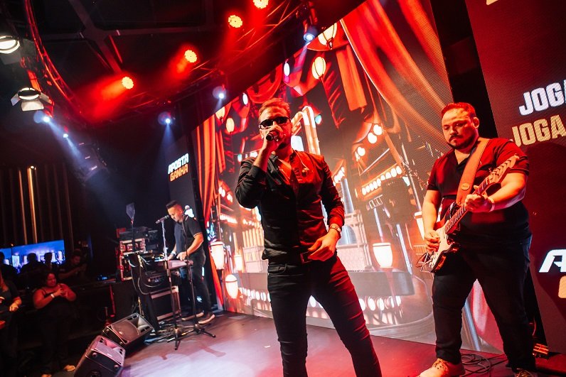 Zé Elias apresenta projeto “Serestão do Zé” ao público do Nordeste em evento em Fortaleza