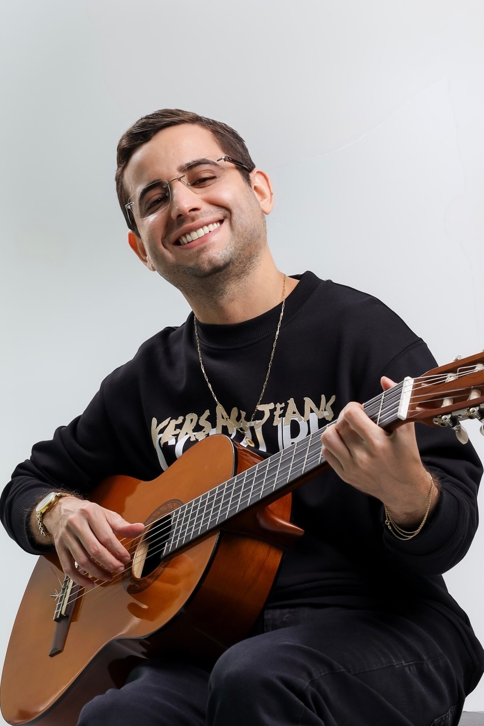 Santijor estreia em São Paulo com show no Beco do Batman