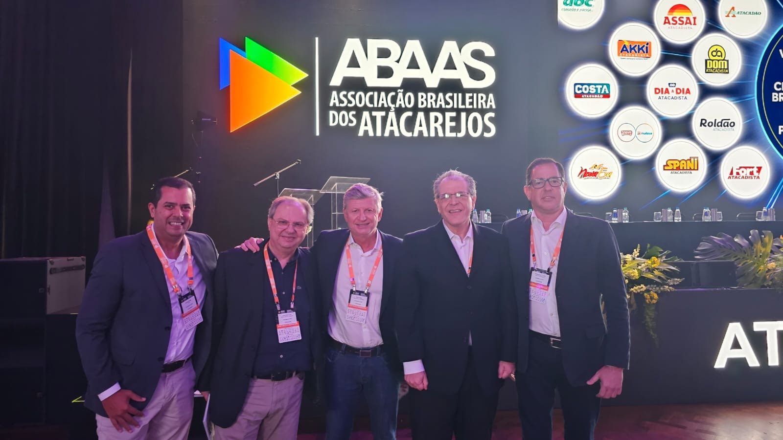 Raymundo da Fonte marca presença em jantar da ABAAS em ano que celebra oito décadas de história