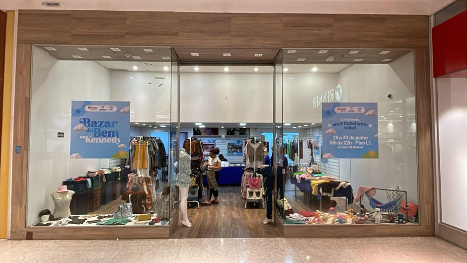 Instituto Consolidária realiza Bazar do Bem no RioMar Kennedy