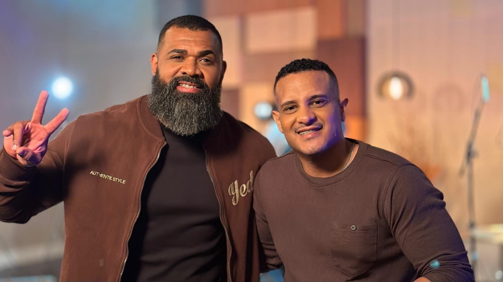 Hit gospel: “Eu Sou o Que Sou”, de Junior Silva feat. Jeyzer Maia, ultrapassa 2 milhões de visualizações no YouTube