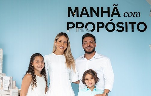 Thyane Dantas realizou pré-lançamento do livro “Manhã com Propósito” em Fortaleza
