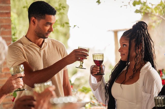 Halle Bailey e Regé-Jean Page em uma comédia romântica irresistível: Conheça os personagens de Eu & Você na Toscana!