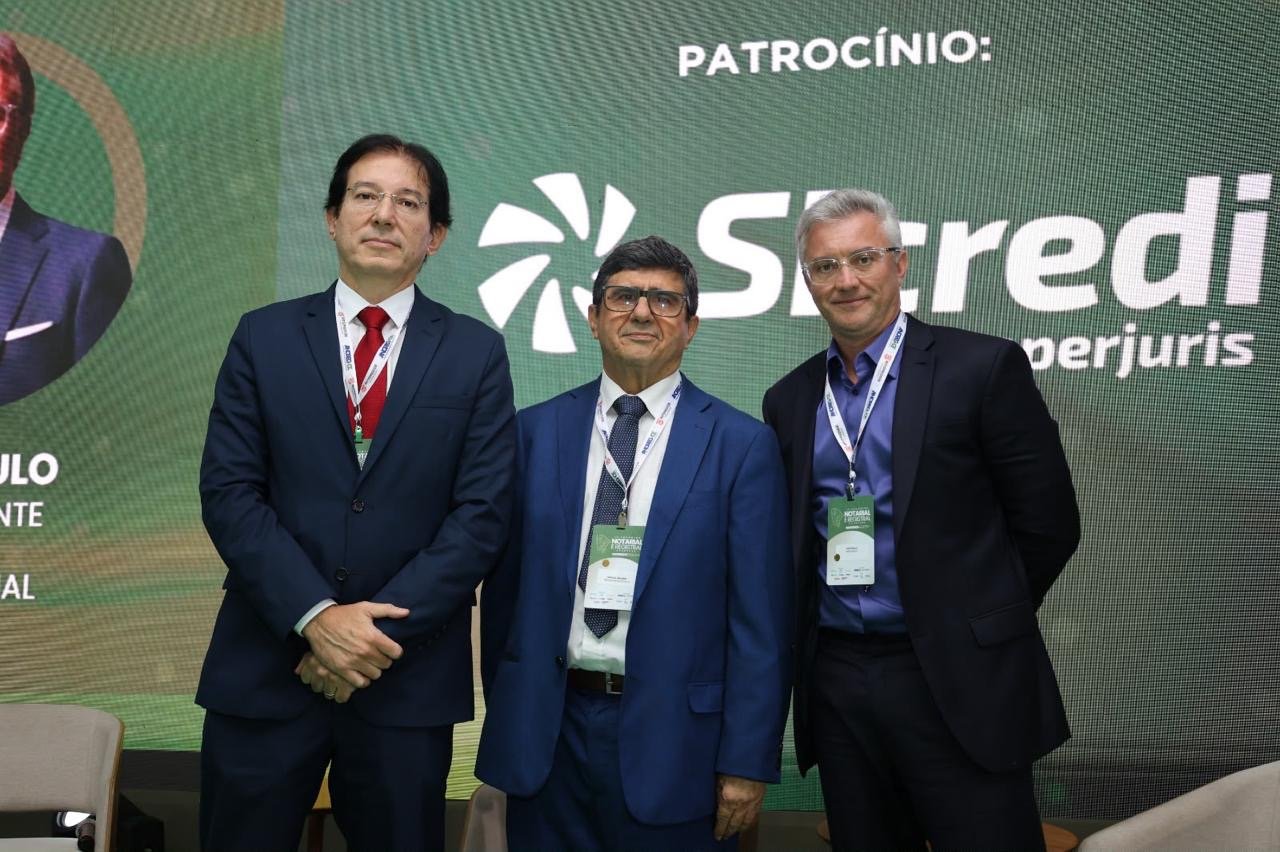 Quase três mil títulos de dívidas foram protestados nos cartórios cearenses por dia no ano de 2025