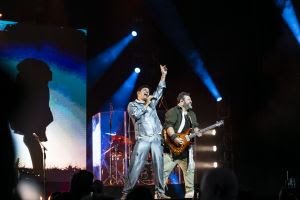 Jorge Vercillo celebra 30 anos de carreira em show único no Espaço Unimed, neste sábado