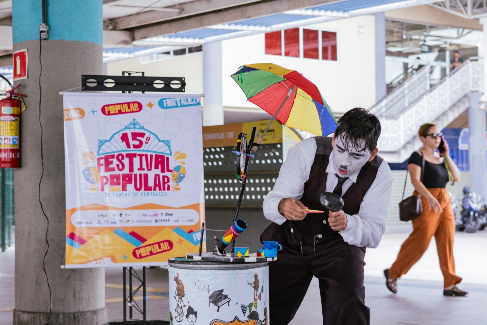 16º Festival Popular de Teatro de Fortaleza abre convocatória gratuita para grupos de todo o Brasil