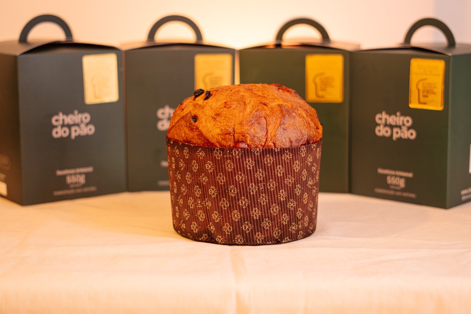 Premiados Brunno Malheiros (CE) e Diego Lozano (SP) fecham parceria para curso exclusivo de panettone em outubro