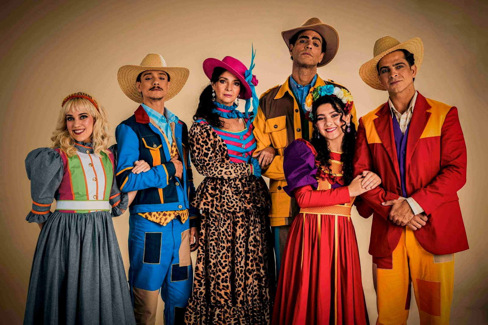 Fortaleza recebe turnê nacional de “Festa no Arraial, O Musical”, aclamado espetáculo com Claudia Ohana e grande elenco